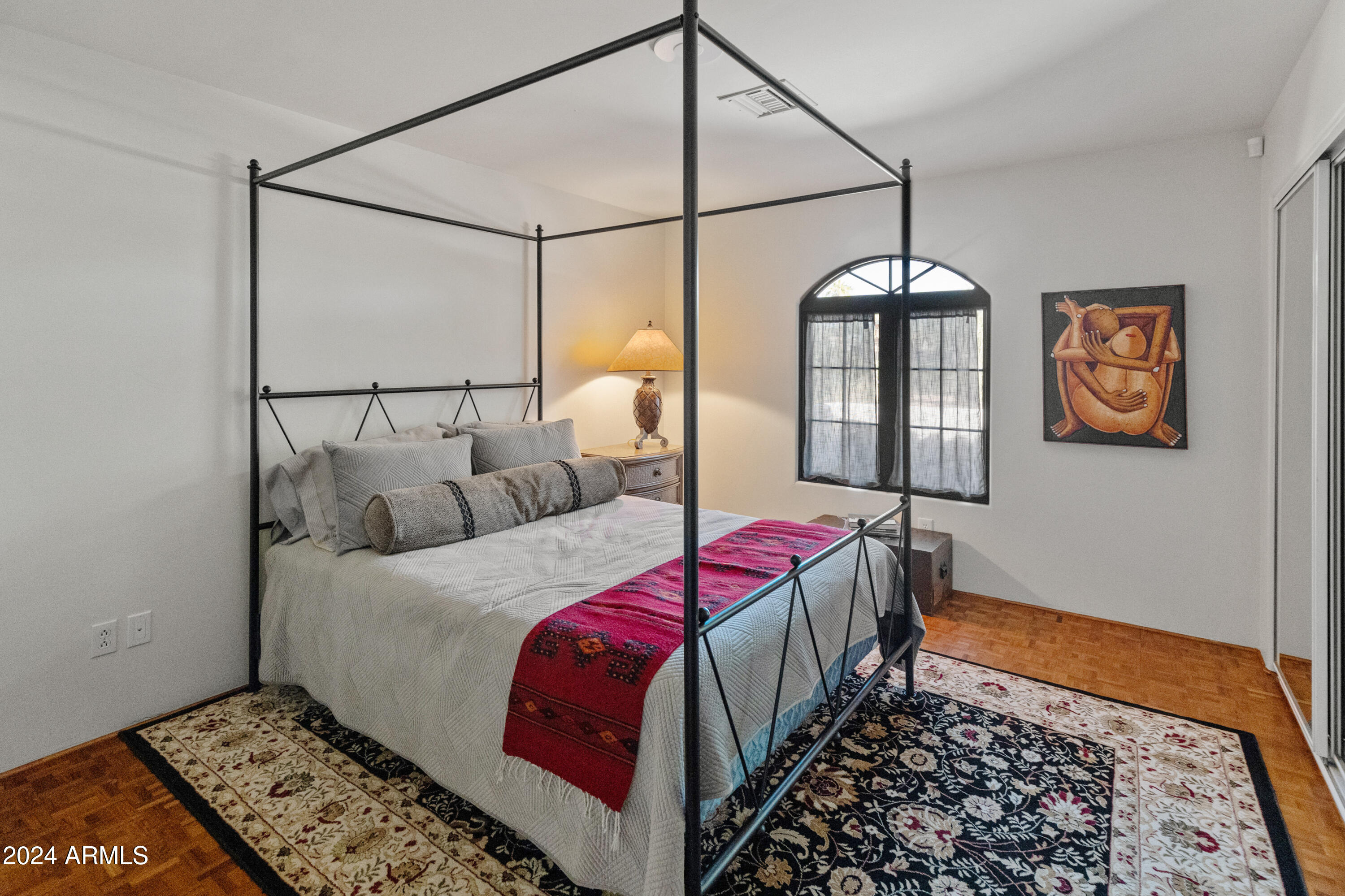 Paradise Valley, Arizona 85253, United States, 4 Bedrooms Bedrooms, ,6 BathroomsBathrooms,Residential,Active,32363