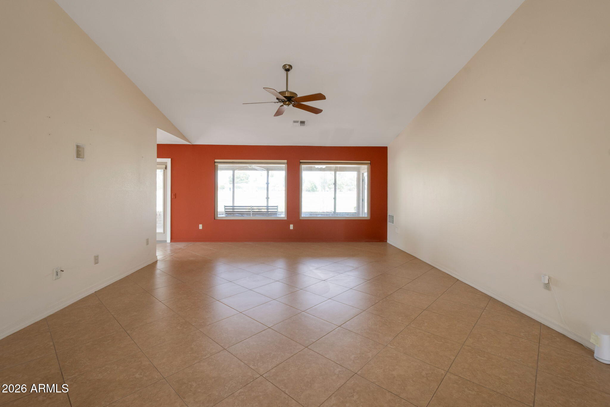 2559 LEISURE WORLD --
