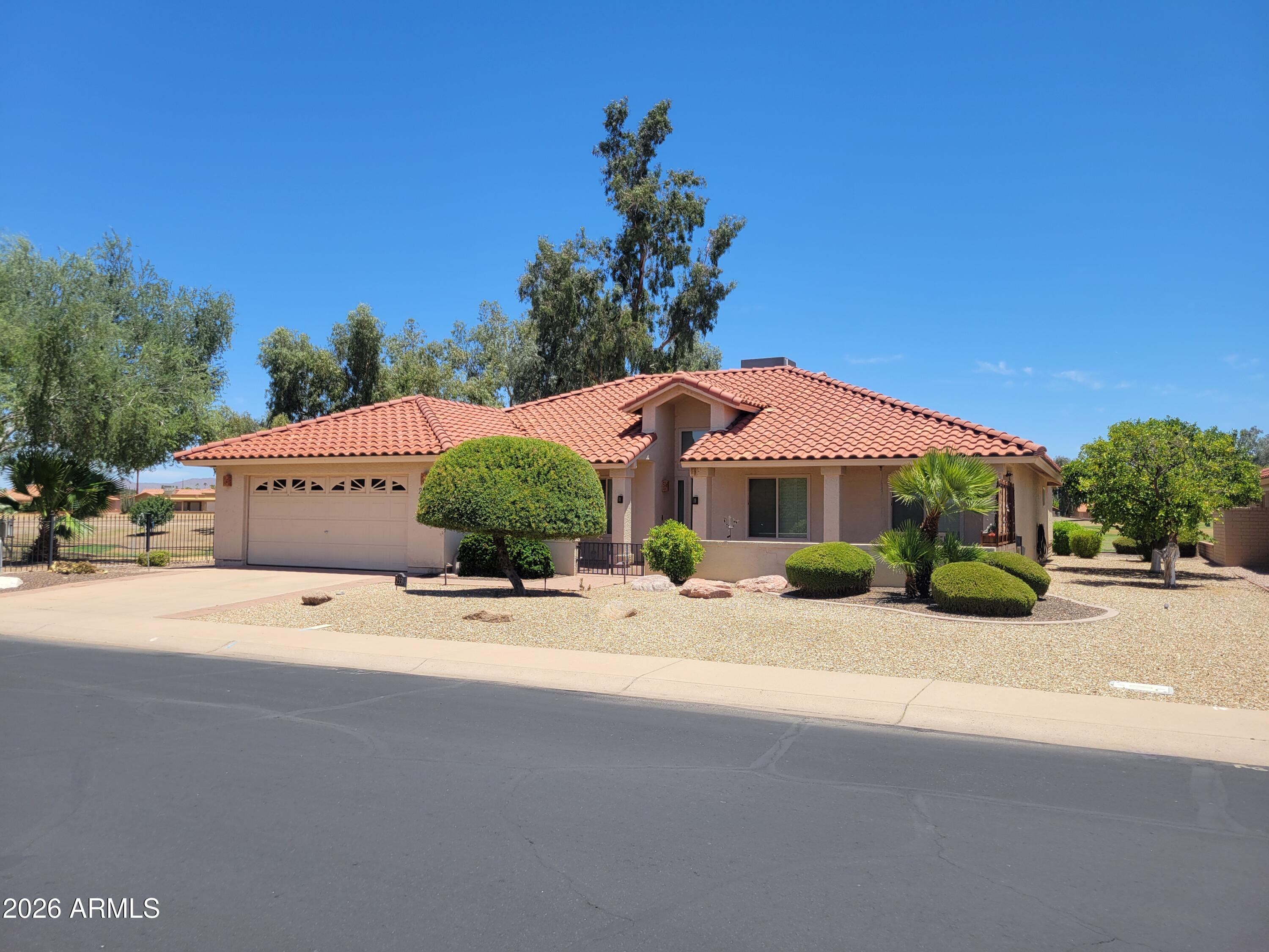 2559 LEISURE WORLD --