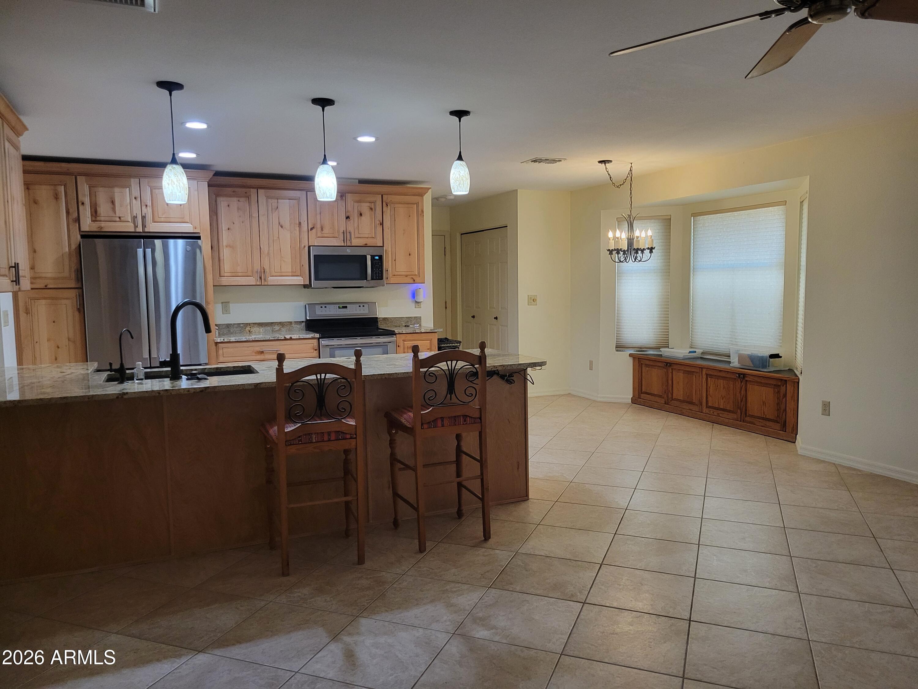 2559 LEISURE WORLD --