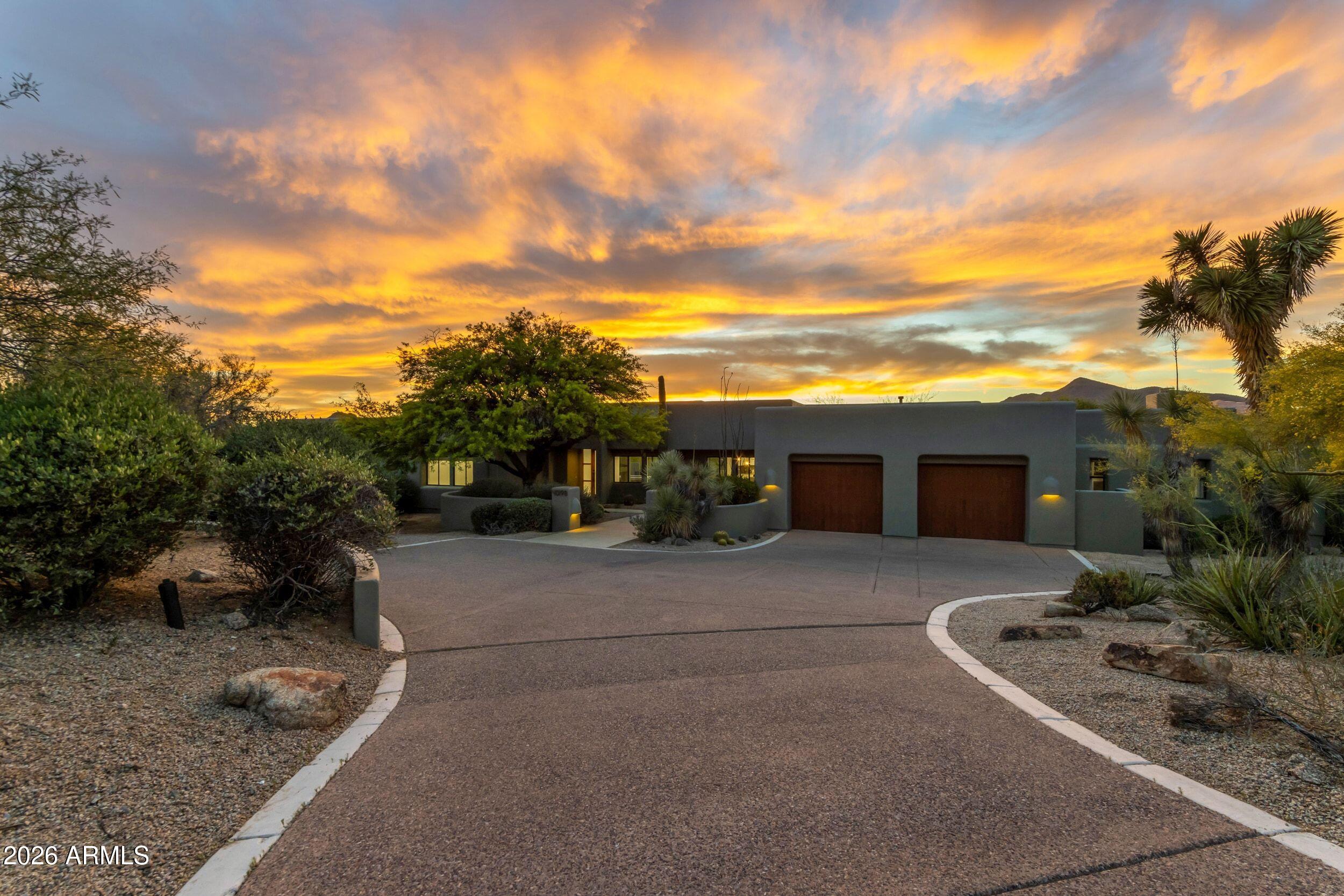 DESERT MOUNTAIN - Residential