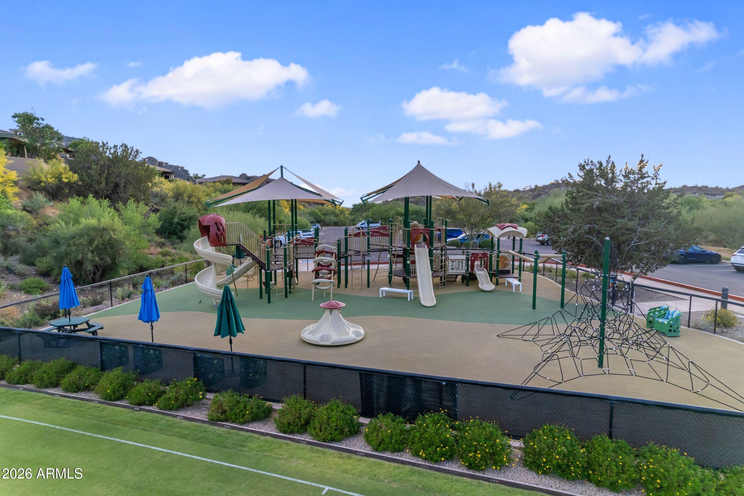 DESERT MOUNTAIN - Residential