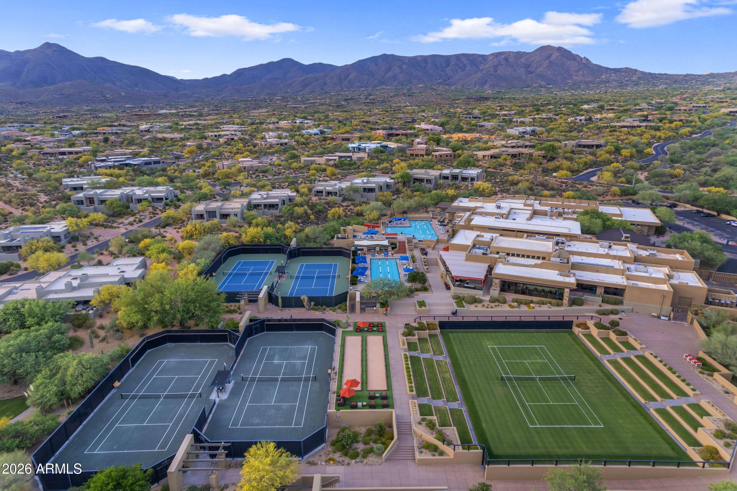 DESERT MOUNTAIN - Residential