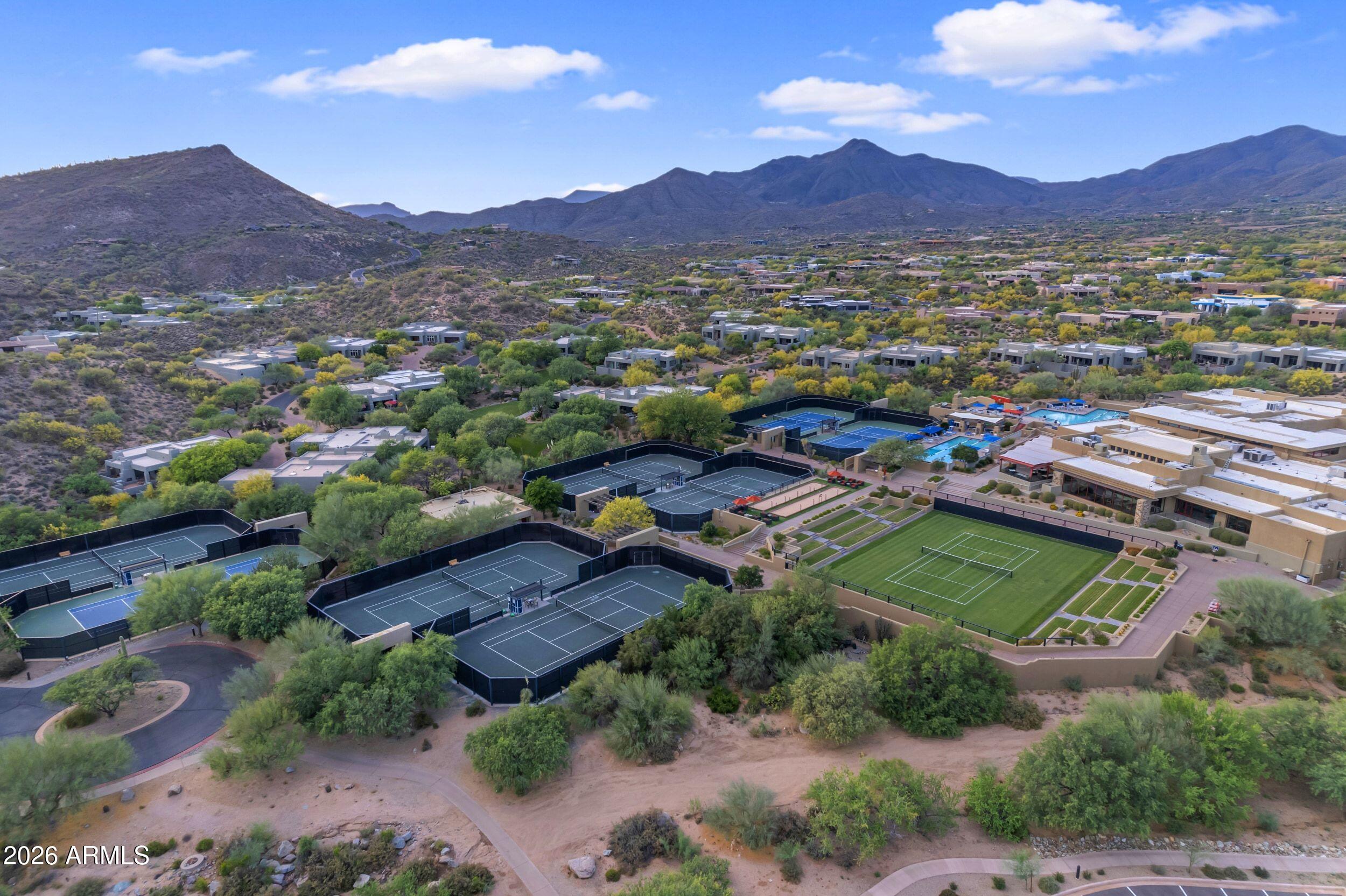 DESERT MOUNTAIN - Residential