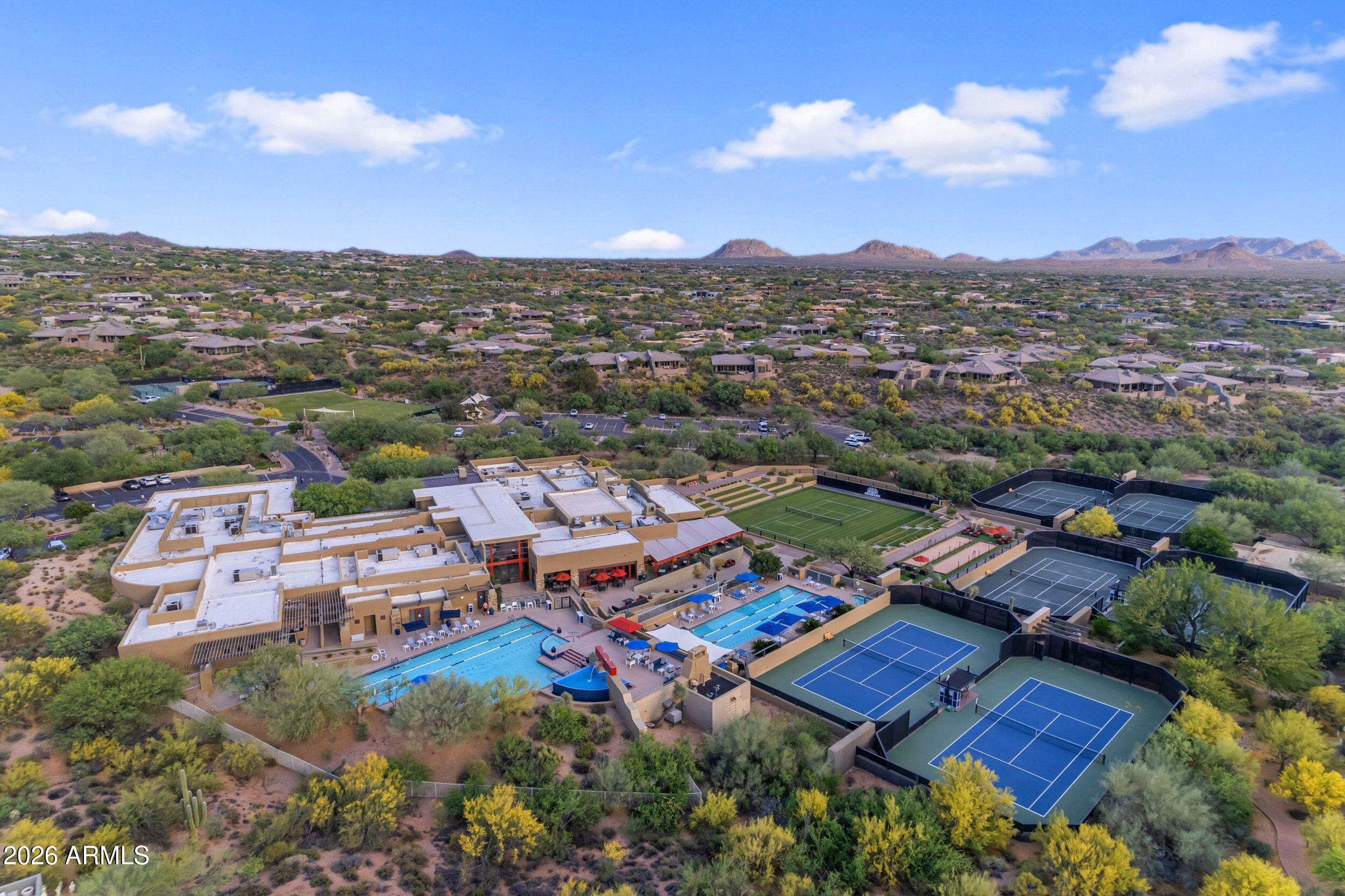 DESERT MOUNTAIN - Residential