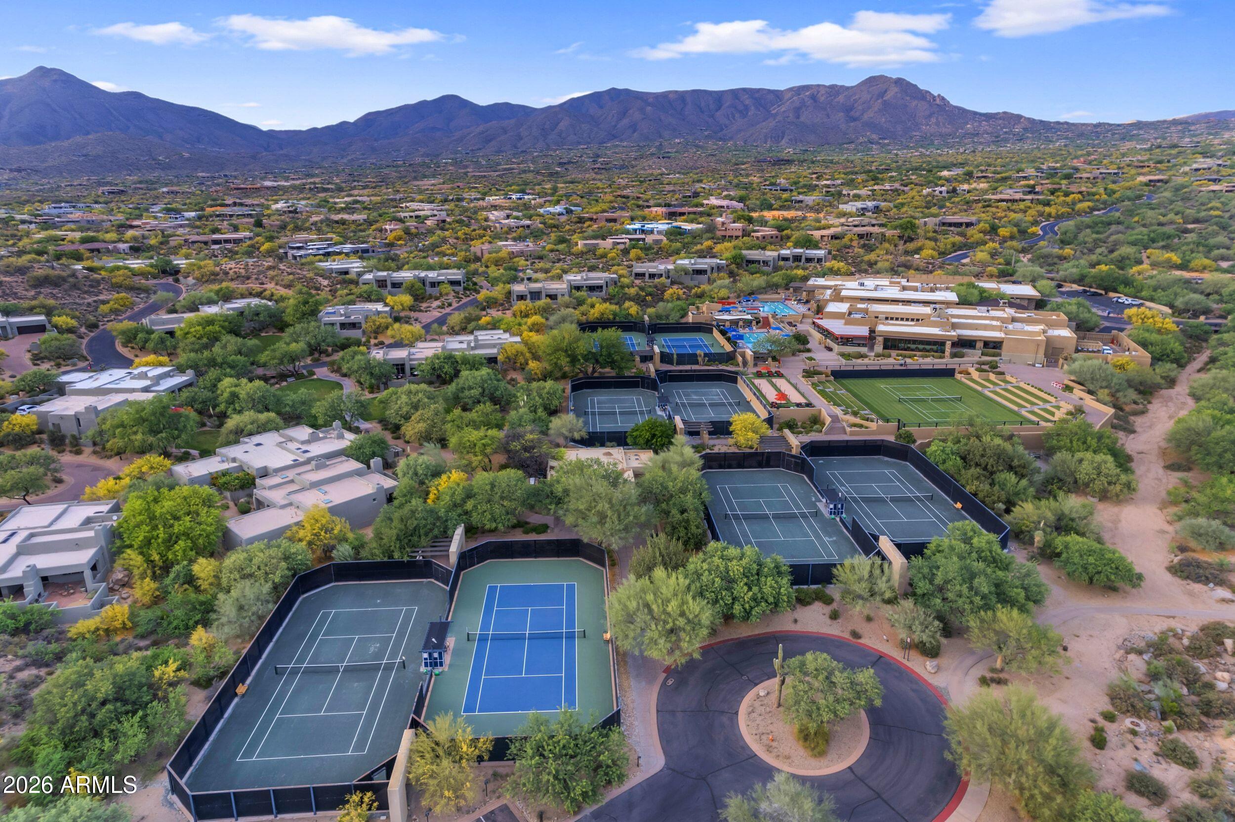 DESERT MOUNTAIN - Residential