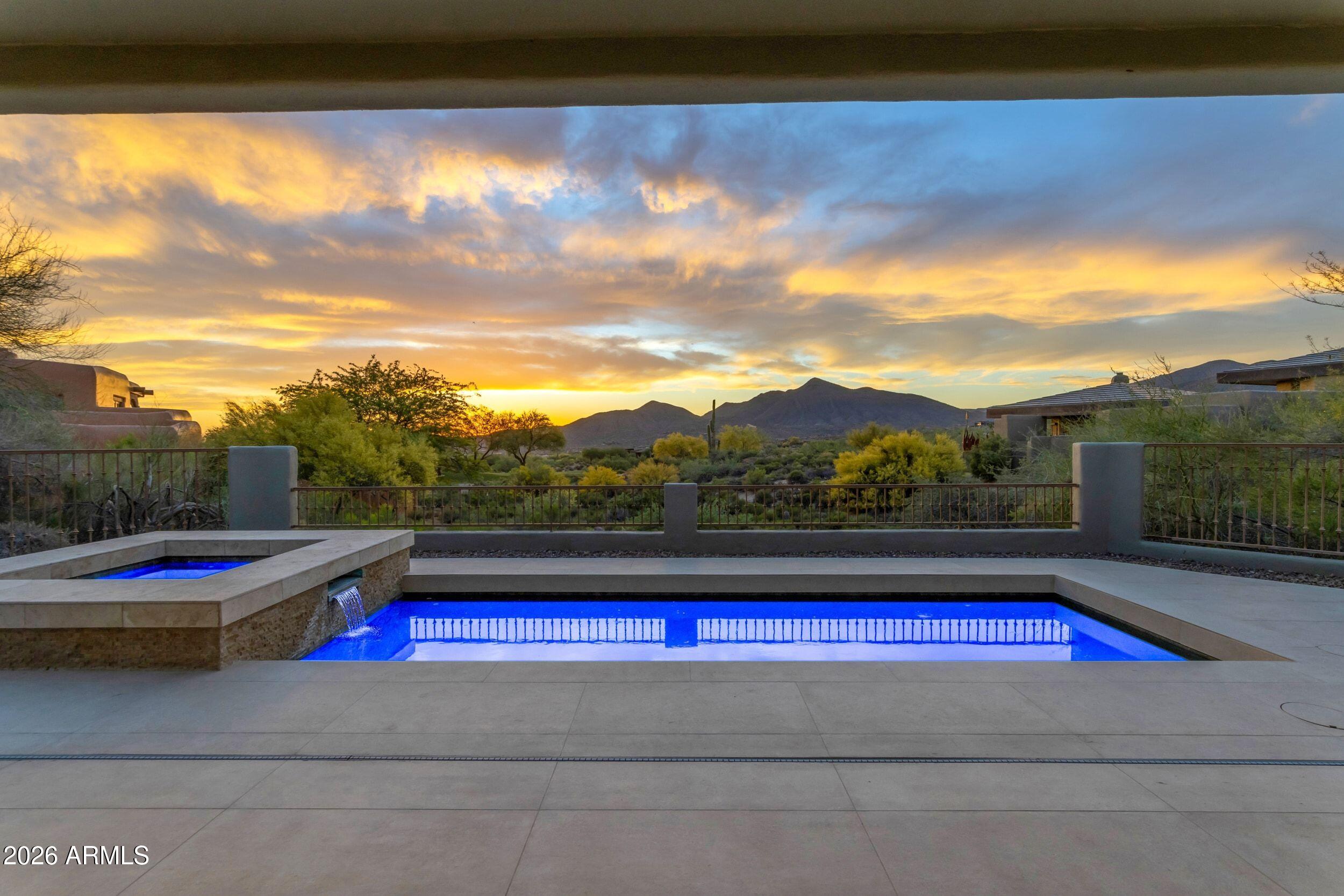 DESERT MOUNTAIN - Residential