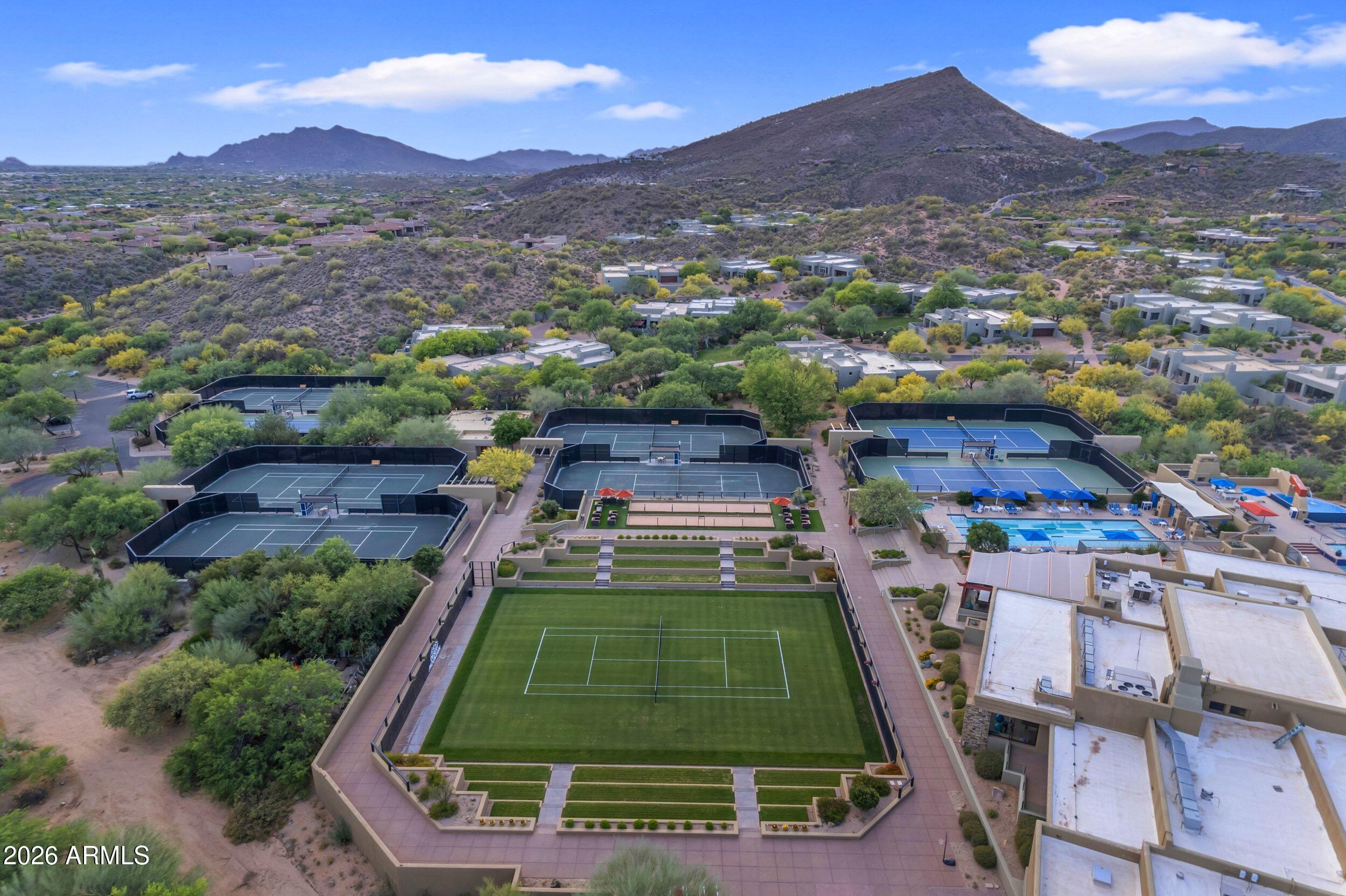 DESERT MOUNTAIN - Residential