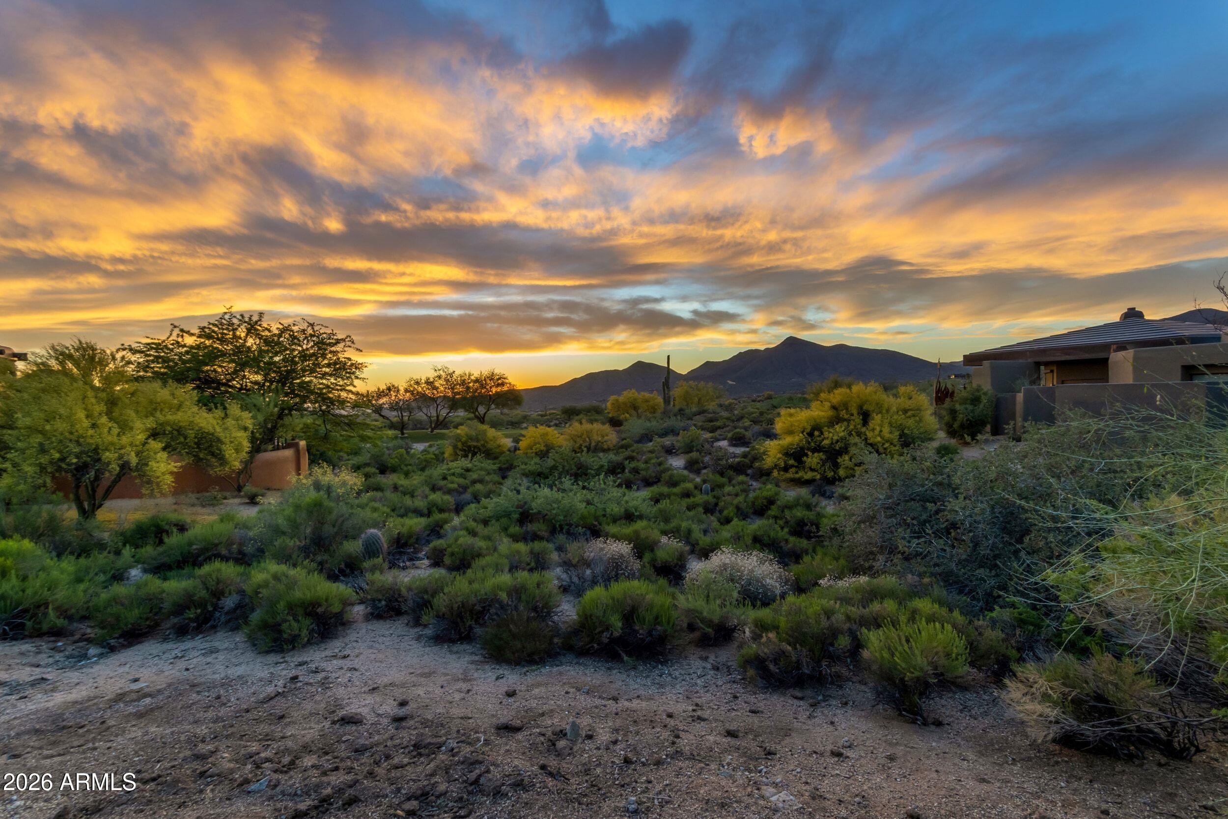 DESERT MOUNTAIN - Residential