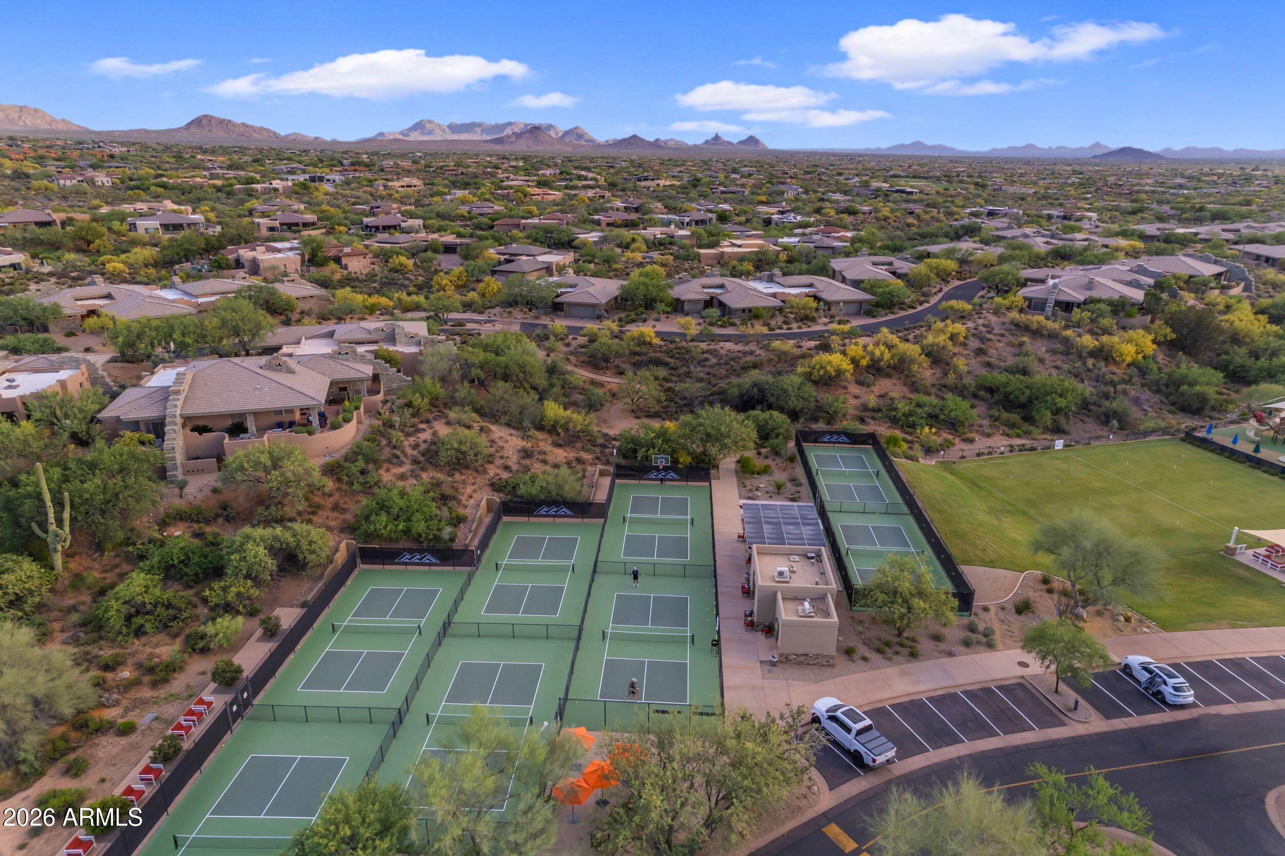 DESERT MOUNTAIN - Residential