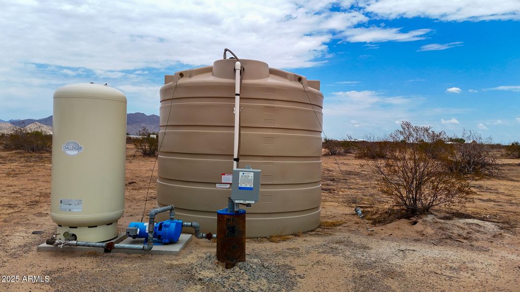 Photo of 55610 W Mcdavid Rd (lot 1) 1.4 Acres Rd #-, Maricopa, AZ 85139 (MLS # 6961829)