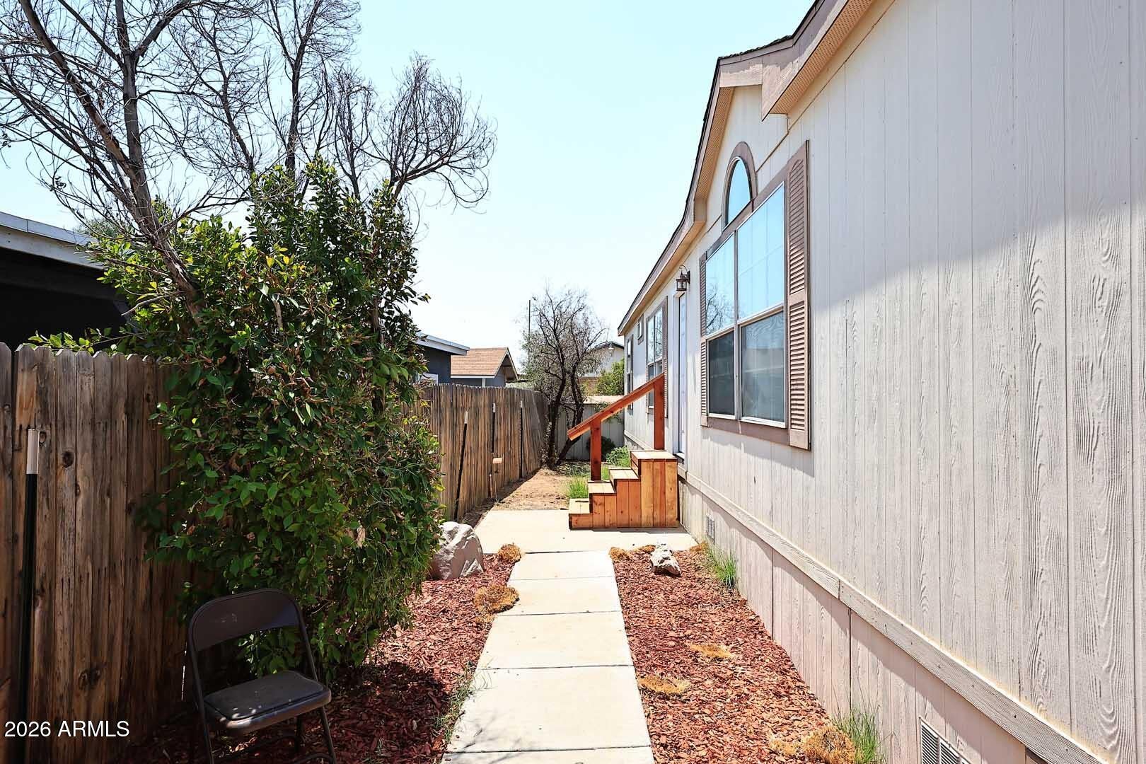 316 S WINDSOR --