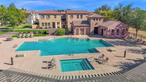 4761 E PORTOLA VALLEY Drive 102 Gilbert AZ 85297