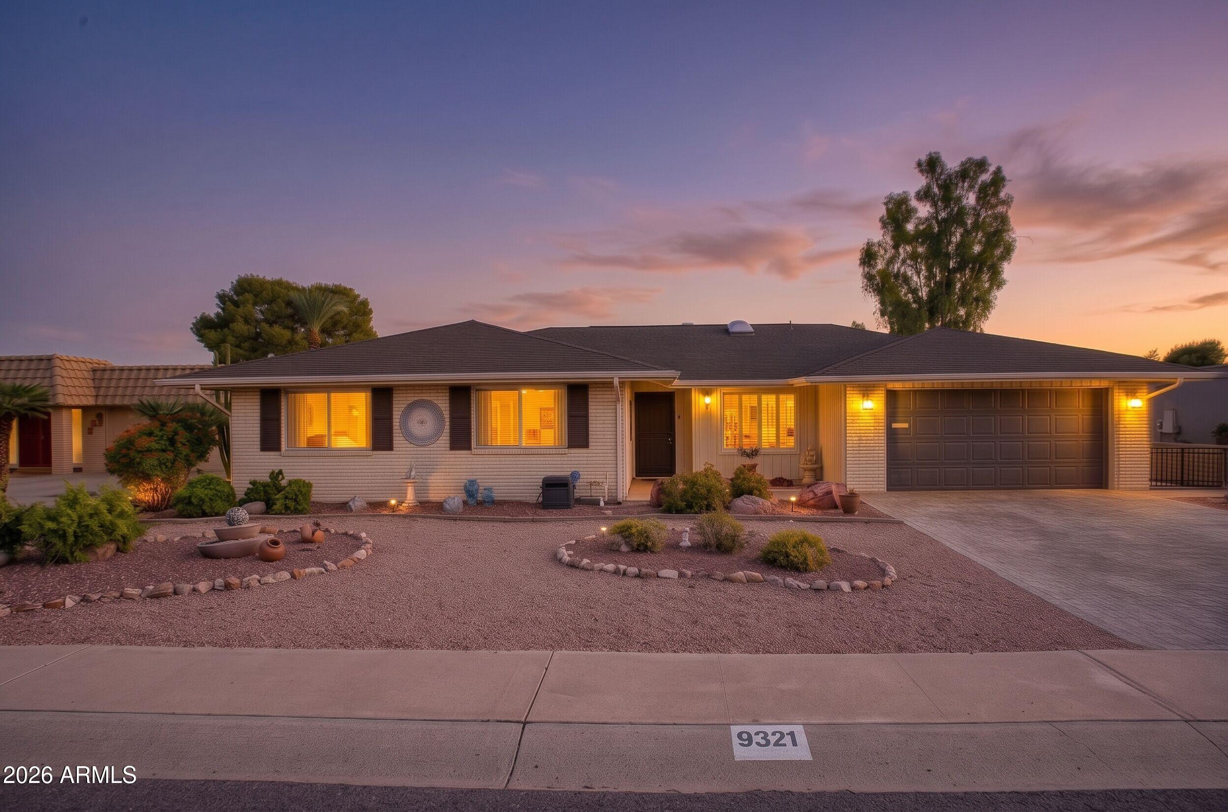 9321 W BRIARWOOD Circle