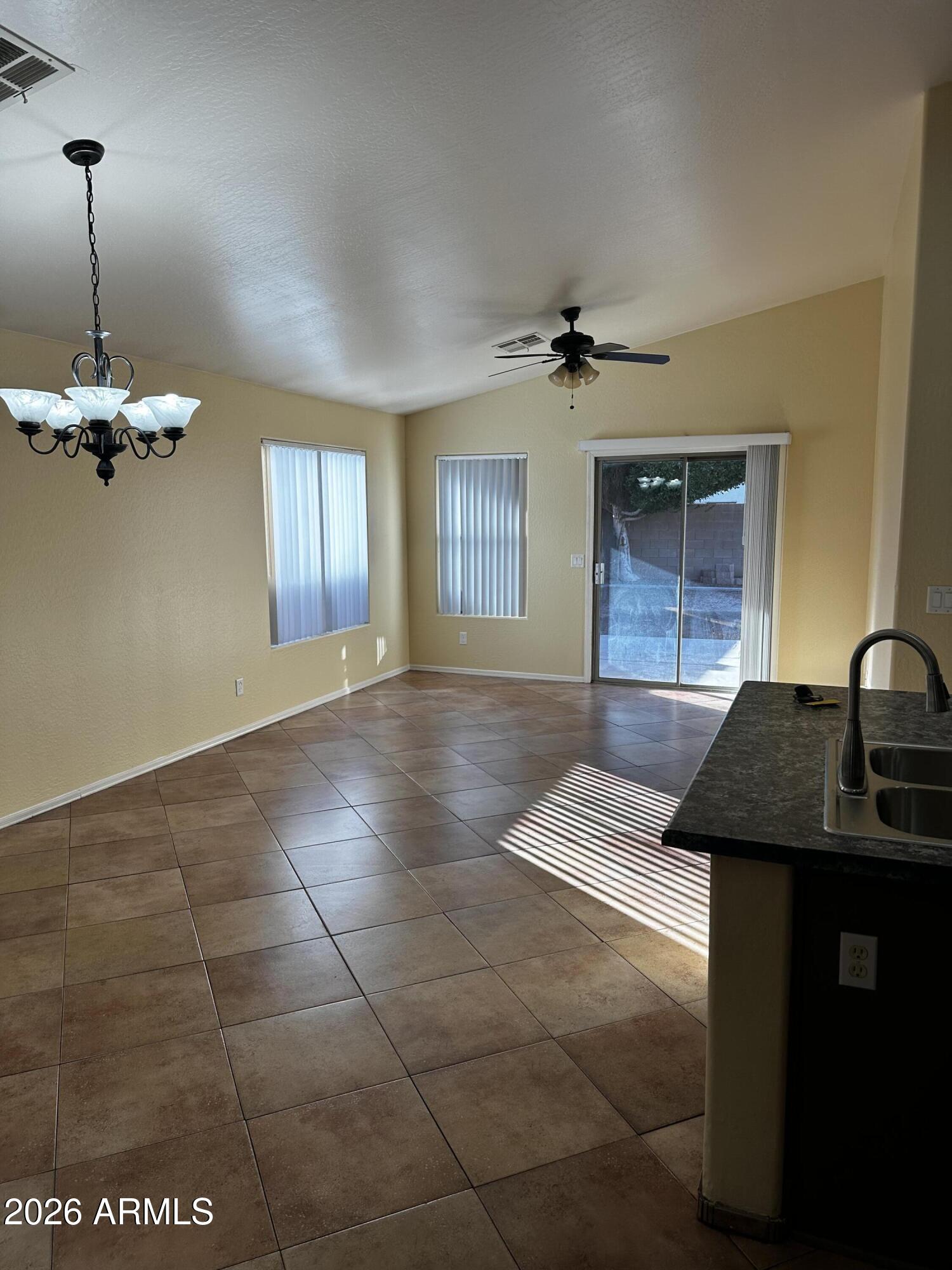 11417 W WINDSOR Avenue