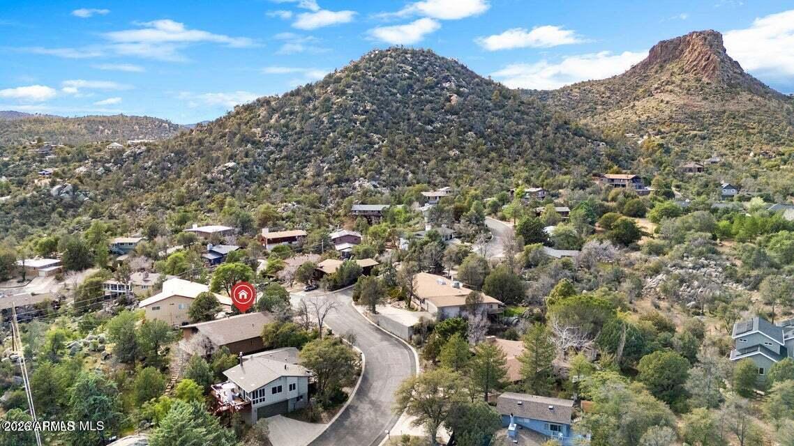 121 N Rocky Dells Drive