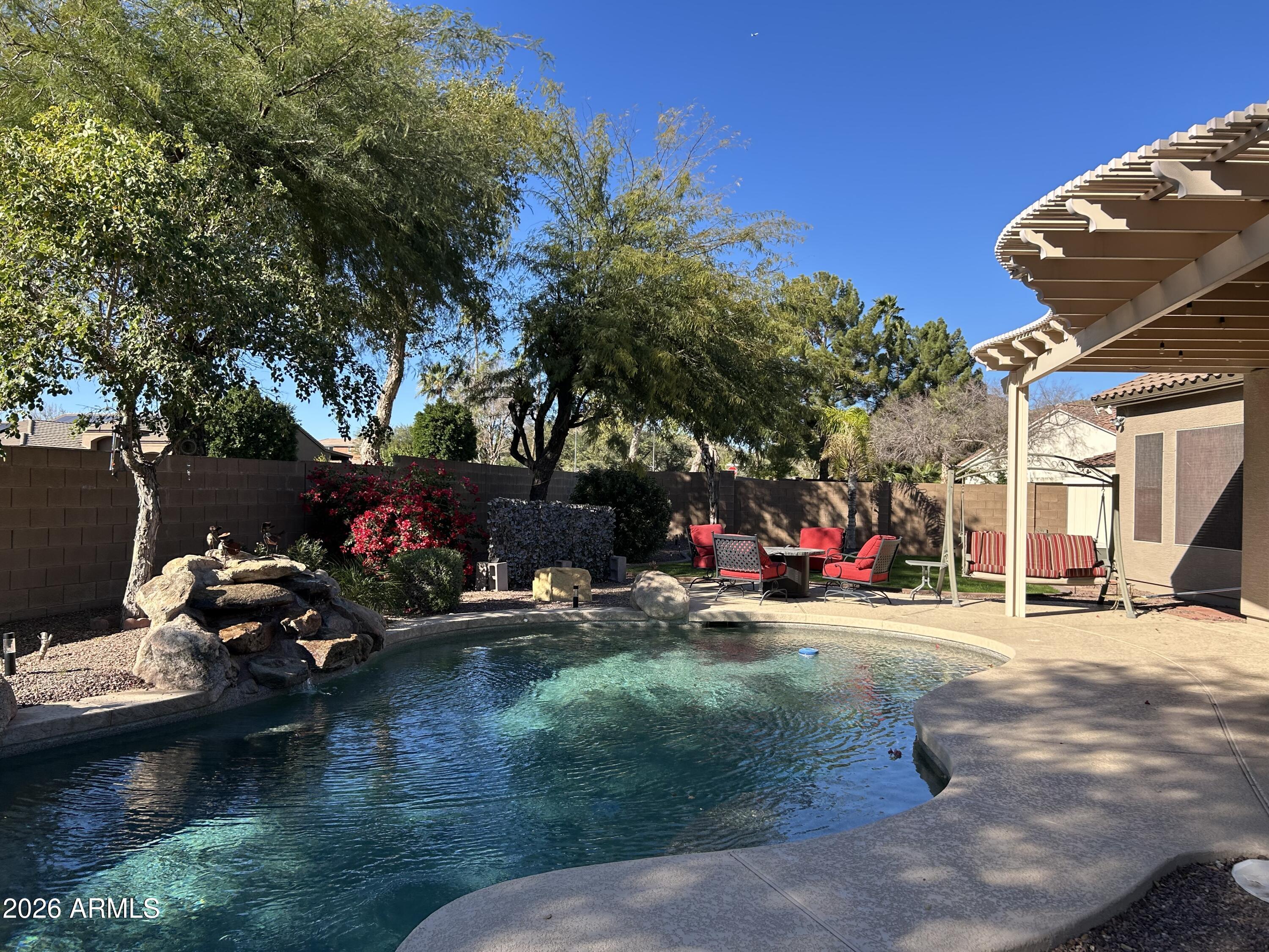 4652 W VILLA LINDA Drive