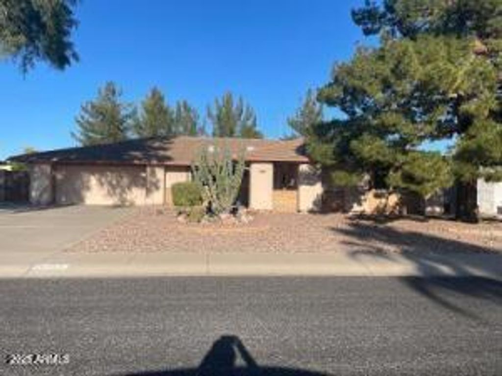 Photo of 12826 W Crystal Lake Drive, Sun City West, AZ 85375 (MLS # 6941983)