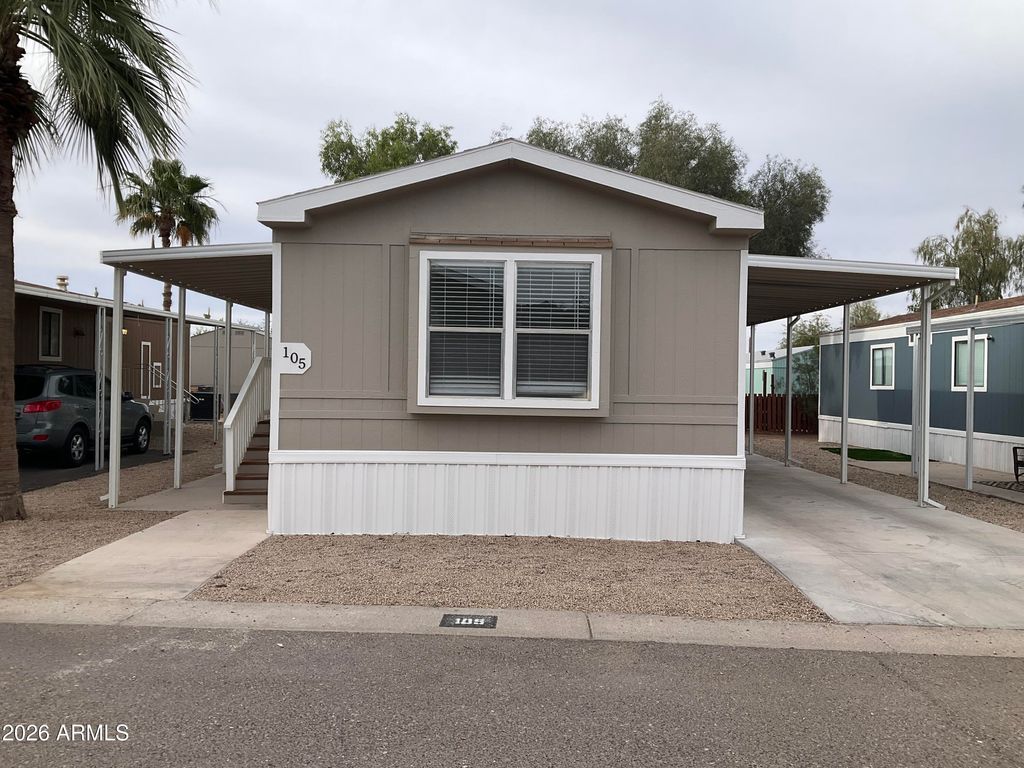 Photo of 2292 N Ironwood Drive #105, Apache Junction, AZ 85120 (MLS # 7017655)