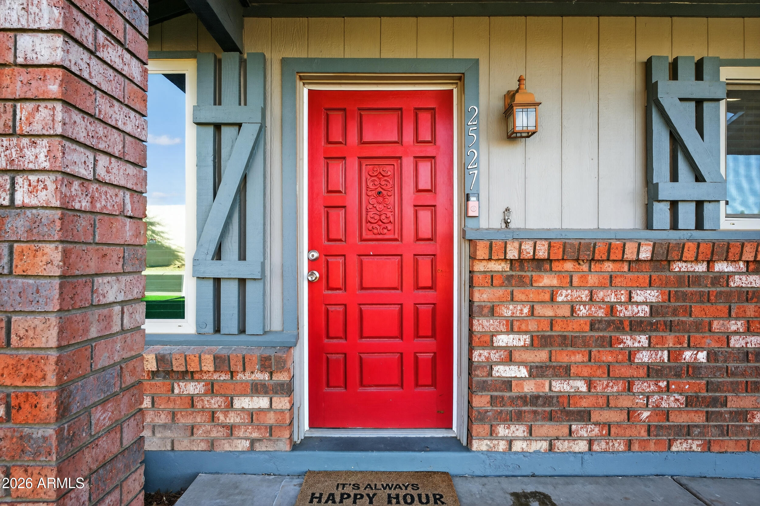 2527 E OBREGON Street