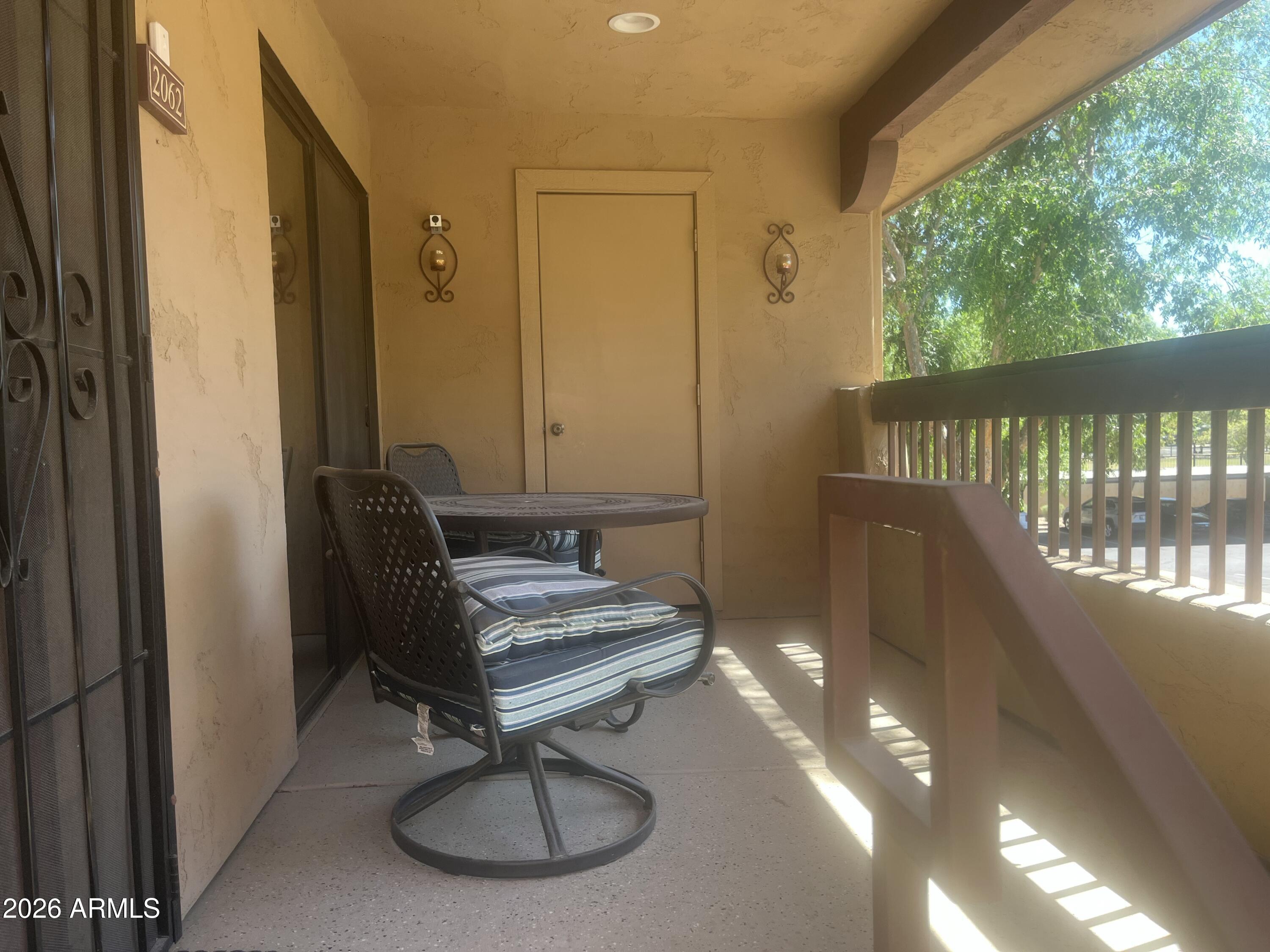 1351 N PLEASANT Drive N 2062