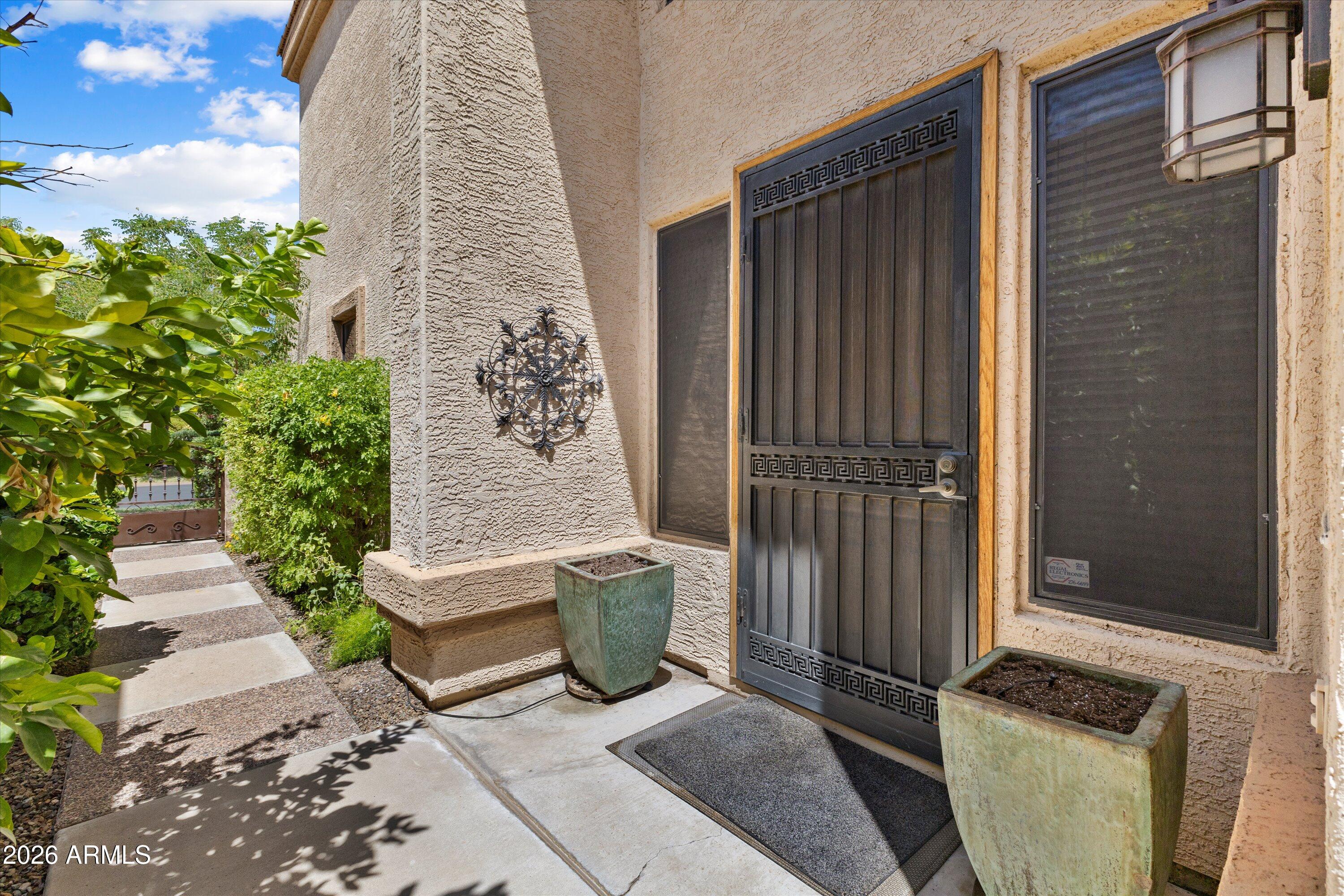 8100 E Camelback Road 101