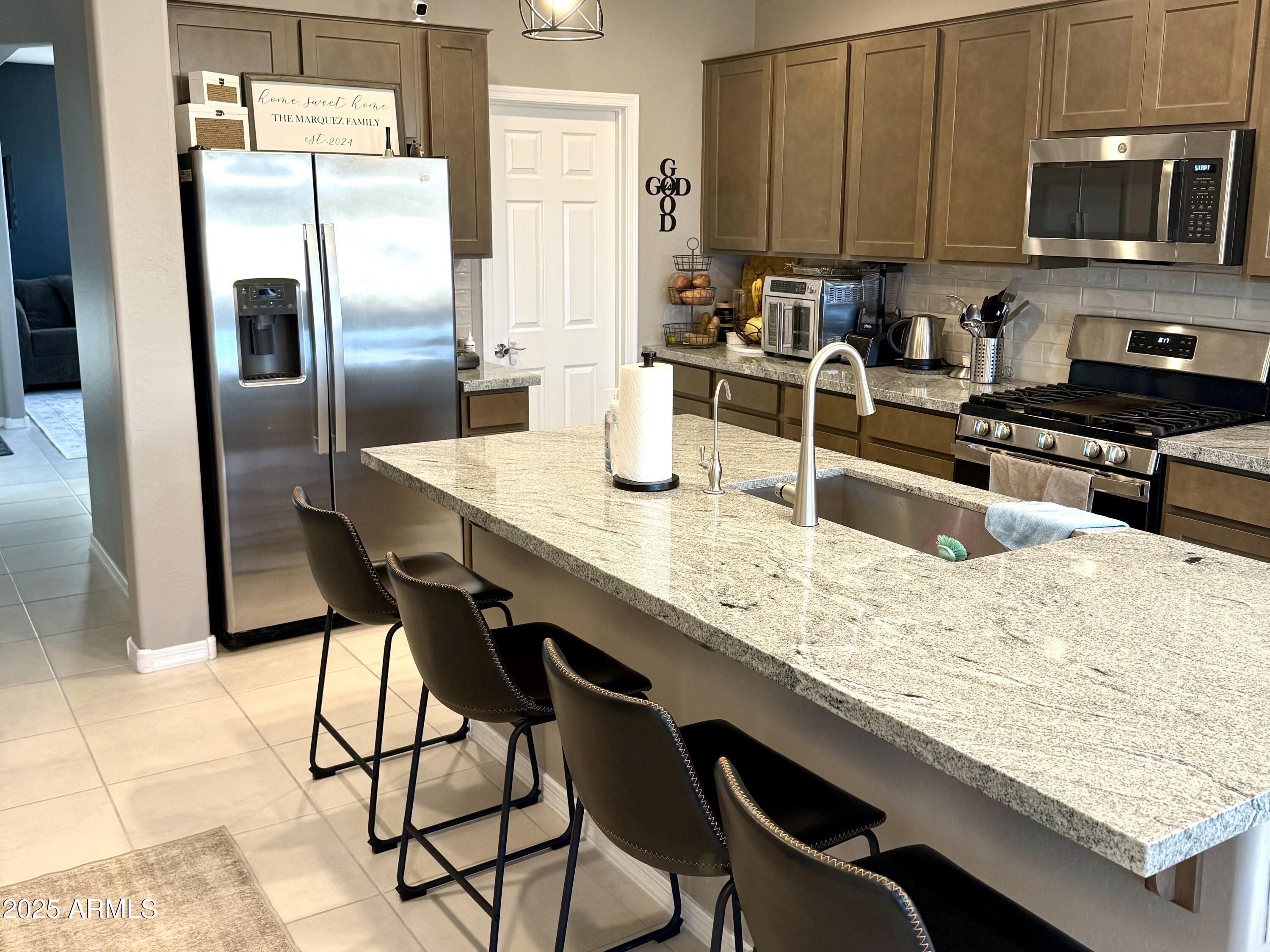 37752 N BRIDLEWOOD Lane