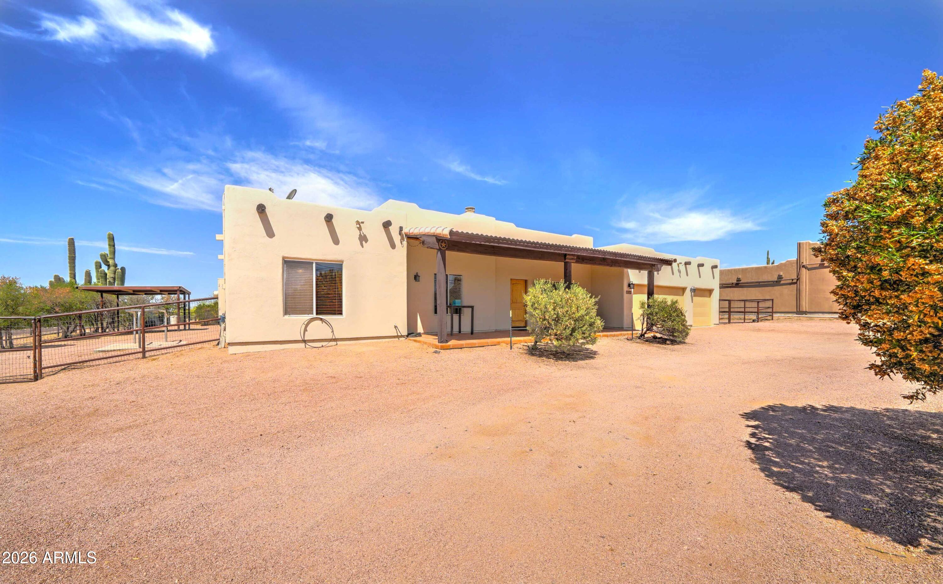 4642 N TOMAHAWK Road