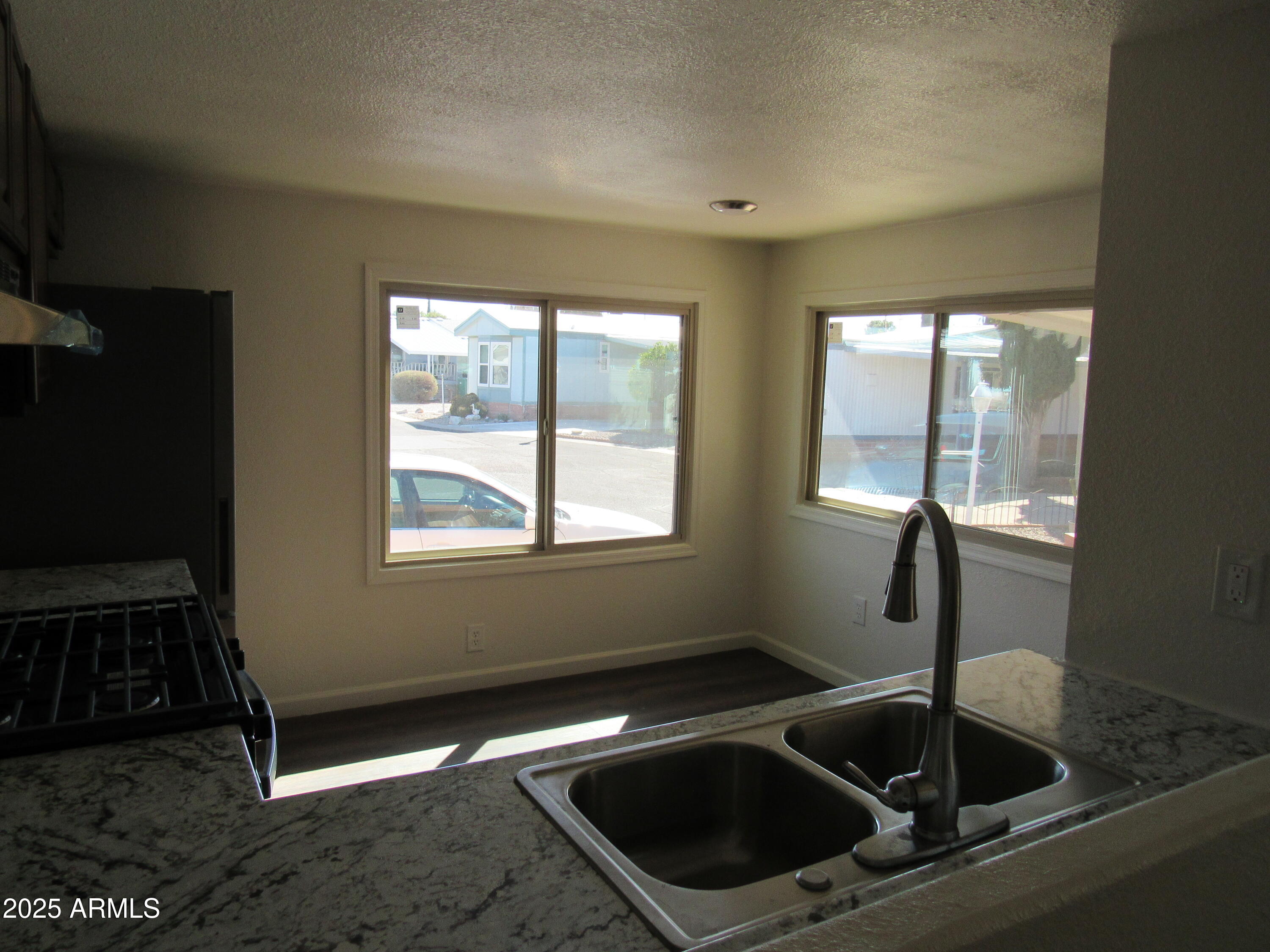 3411 S CAMINO SECO -- 172