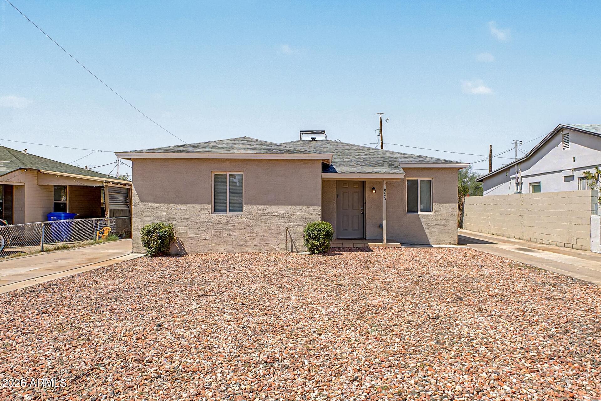 1926 E WILLETTA Street