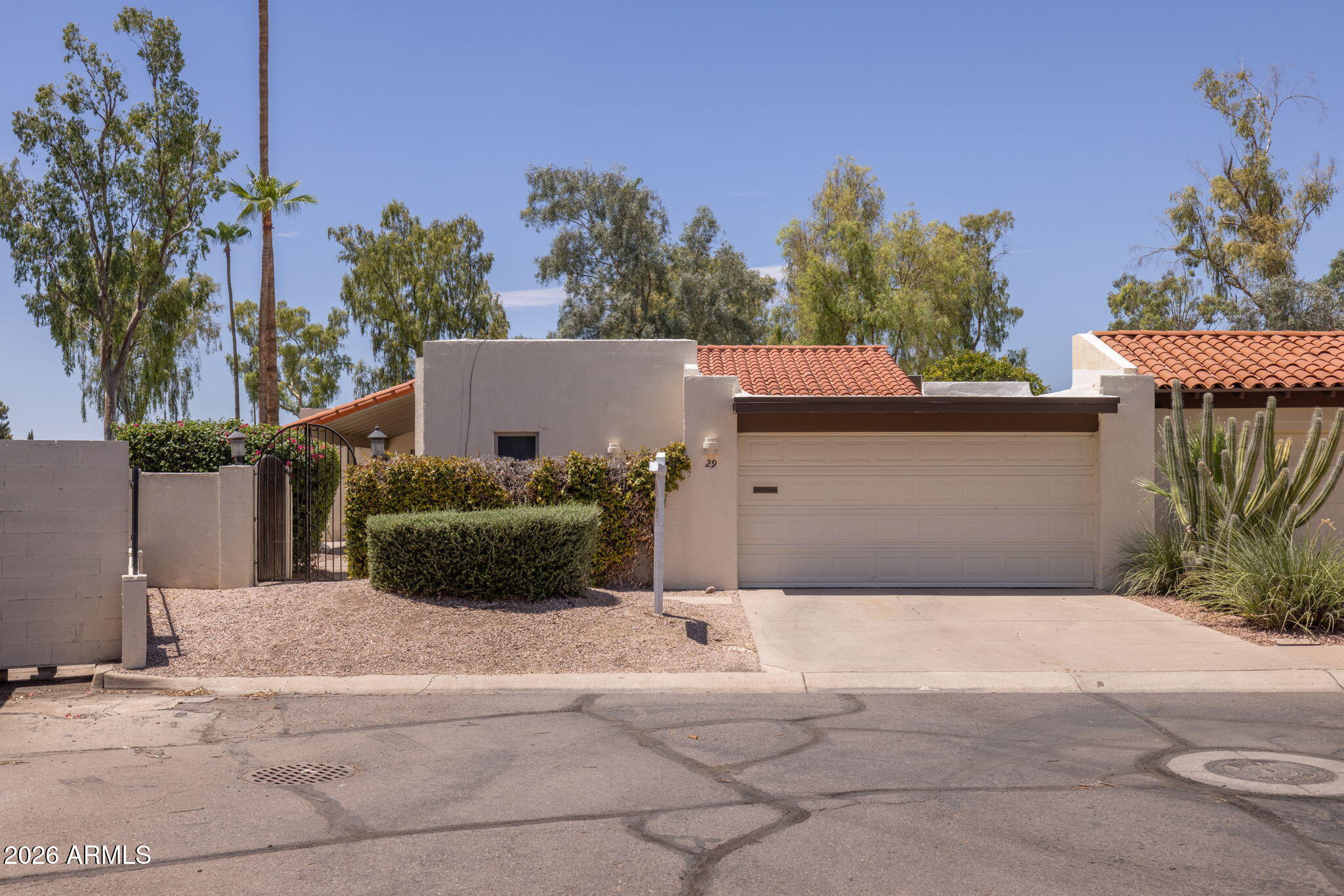 1500 N MARKDALE -- 29