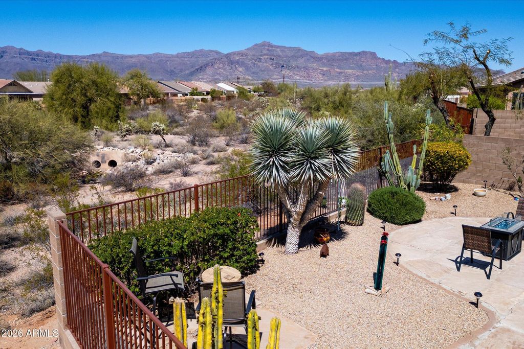 Photo of 10134 E Meandering Trail Lane, Gold Canyon, AZ 85118 (MLS # 6977922)