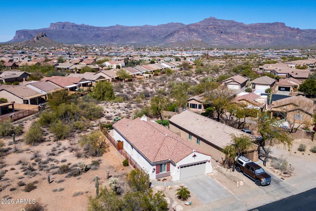 Photo of 10134 E Meandering Trail Lane, Gold Canyon, AZ 85118 (MLS # 6977922)