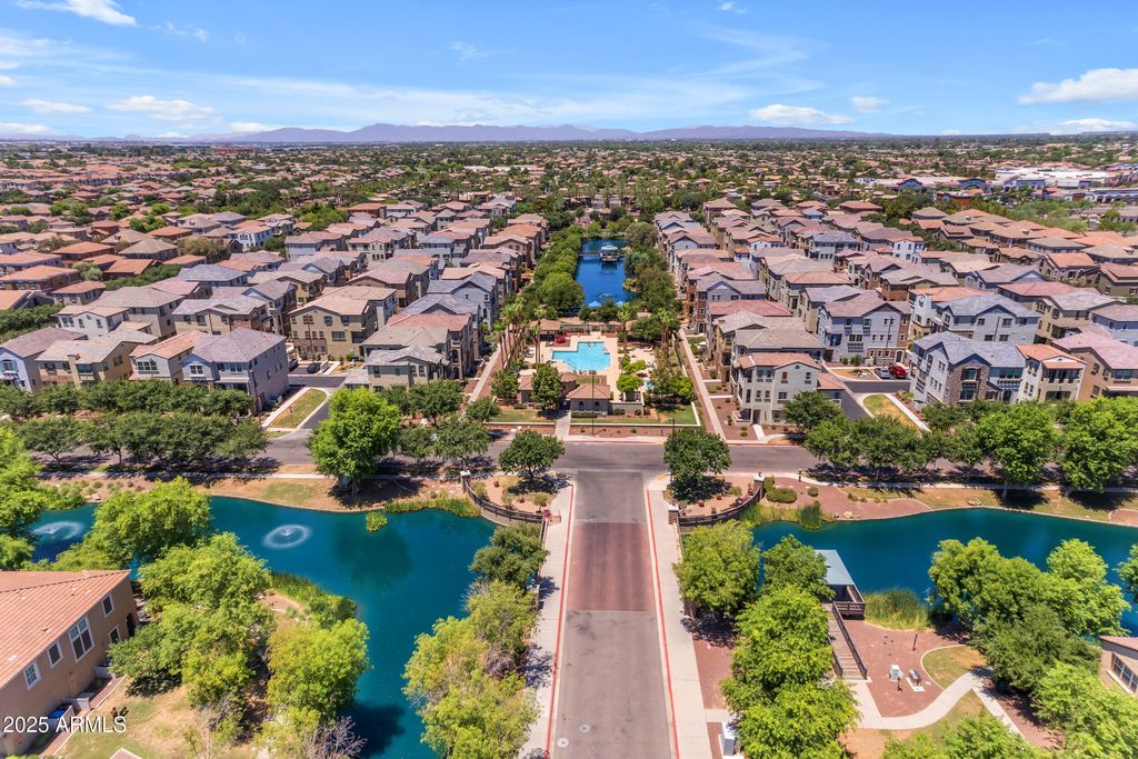 Photo of 1725 E Chelsea Lane, Gilbert, AZ 85295 (MLS # 6912392)