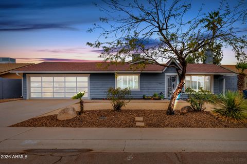 Photo of 8336 E Montecito Avenue, Scottsdale, AZ 85251 (MLS # 6997084)