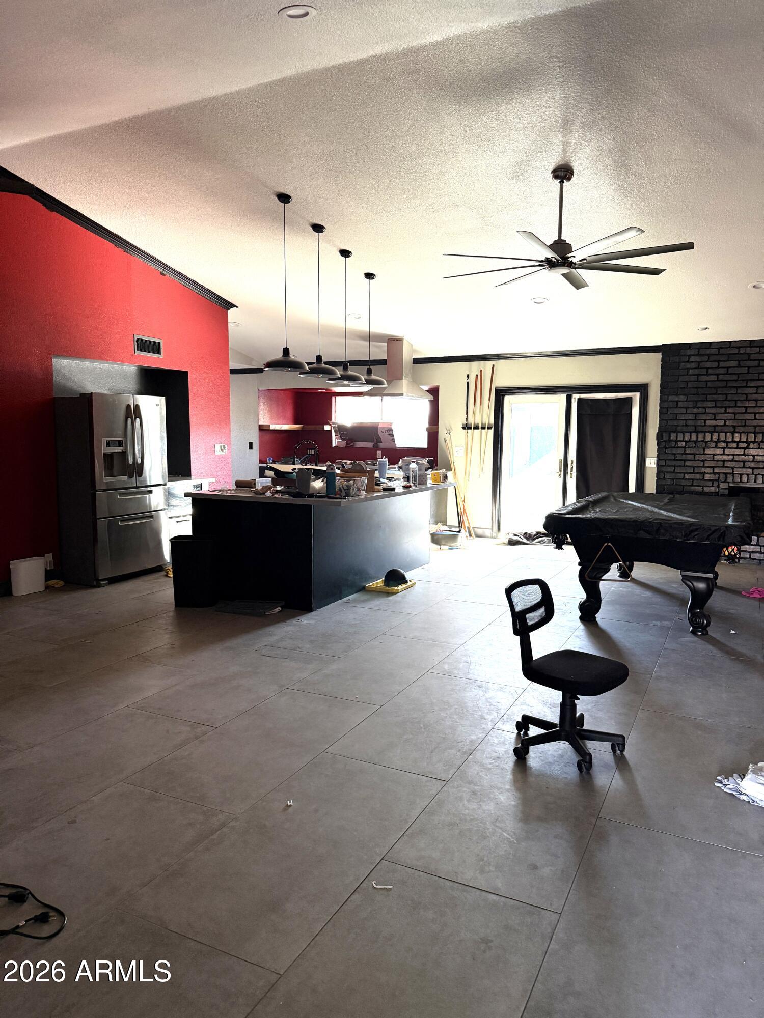 7301 W SWEETWATER Avenue