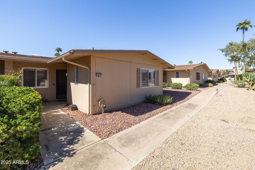 Photo of 19613 N Star Ridge Drive, Sun City West, AZ 85375 (MLS # 6915317)