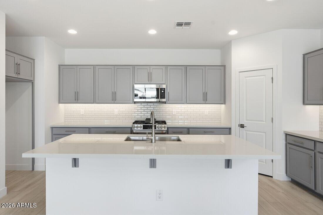 9964 W MITCHELL Avenue