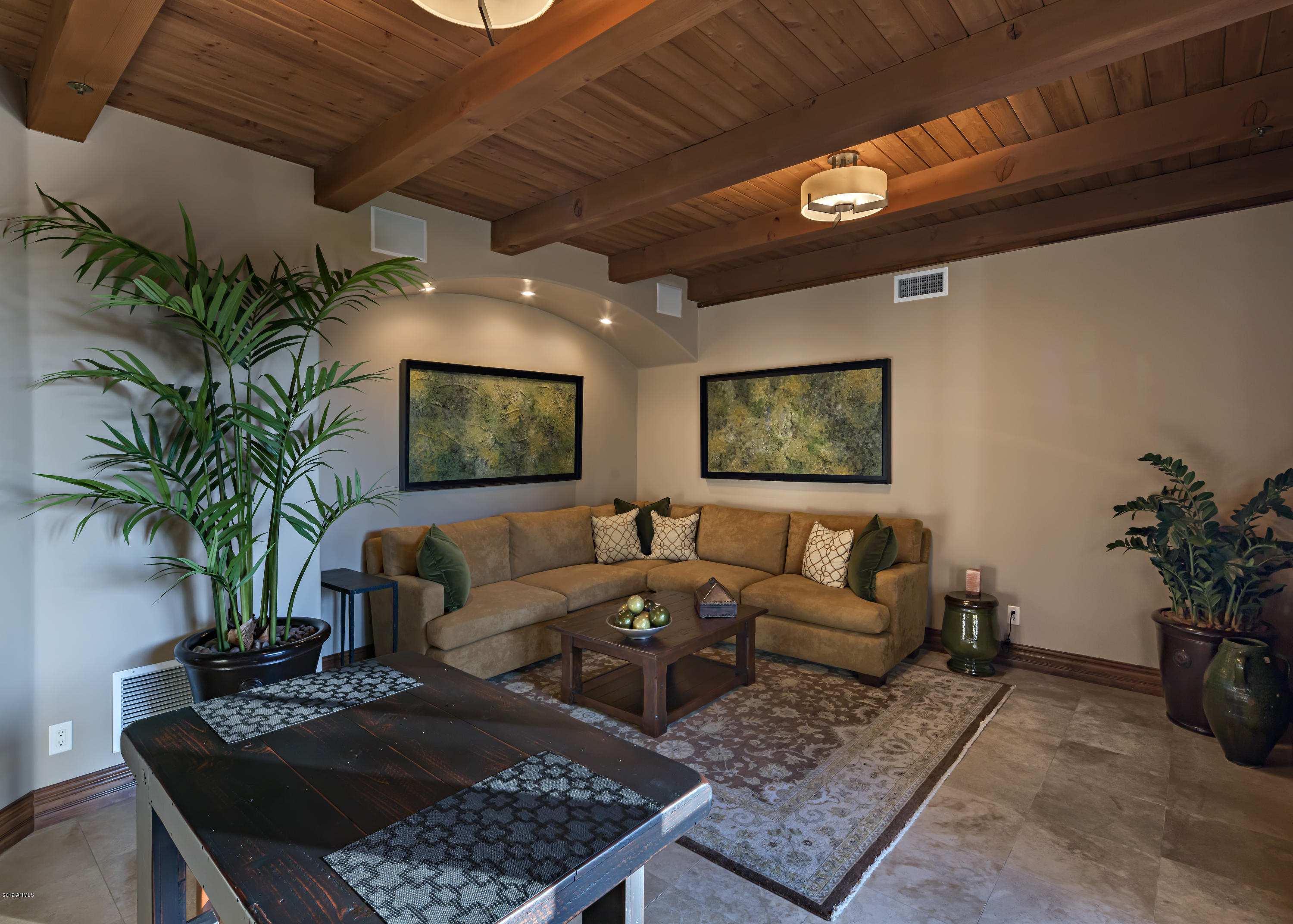 Whisper Rock - Residential