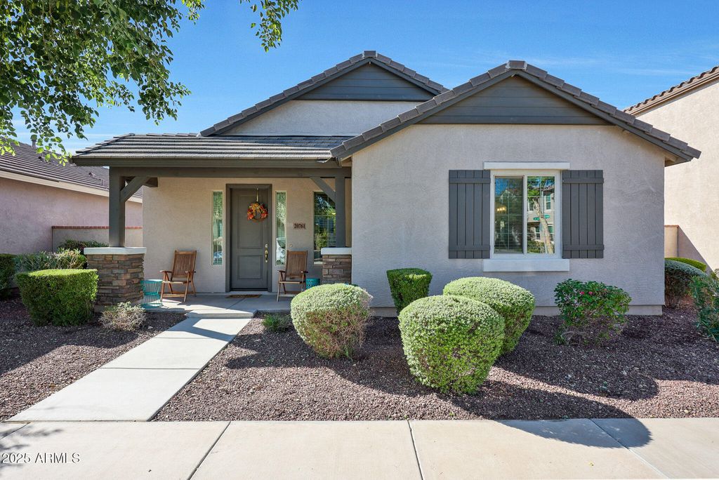 Photo of 20761 W Legend Trail, Buckeye, AZ 85396 (MLS # 6928709)