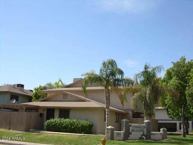 View Chandler, AZ 85225 townhome