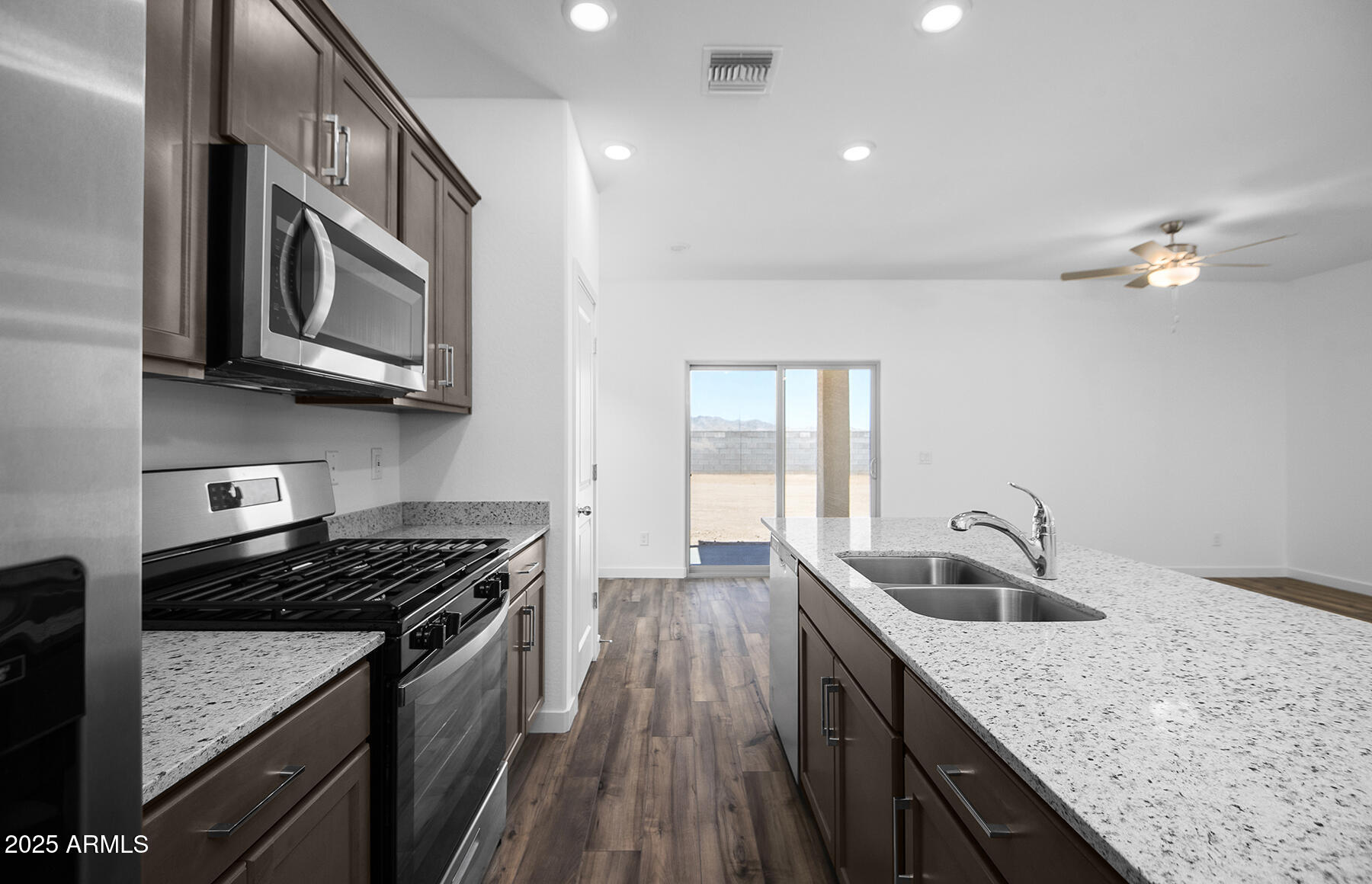 24593 W ST CATHERINE Avenue