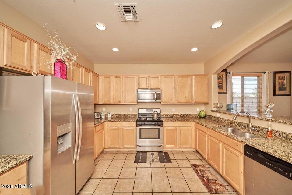 424 E DIAMOND Trail