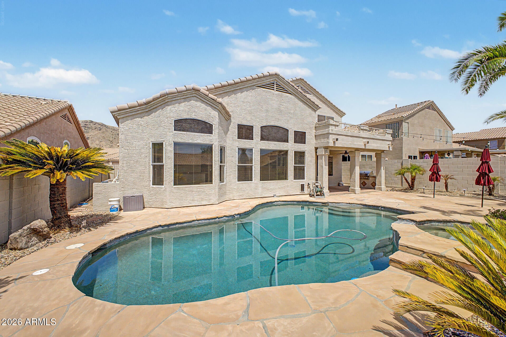 1741 W THUNDERHILL Drive