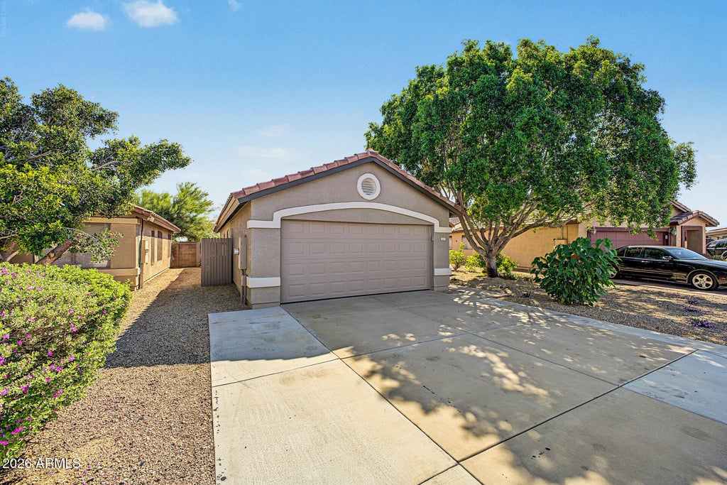 Photo of 833 E Pima Avenue, Apache Junction, AZ 85119 (MLS # 7086727)
