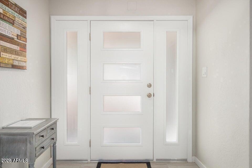 956 CASTILLO Drive E