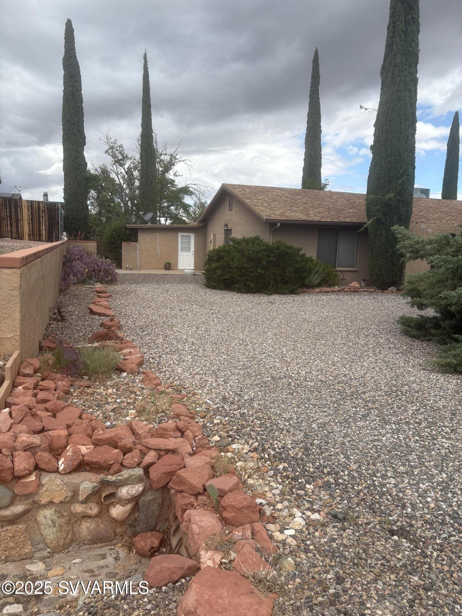 2350 S Buckboard Trail