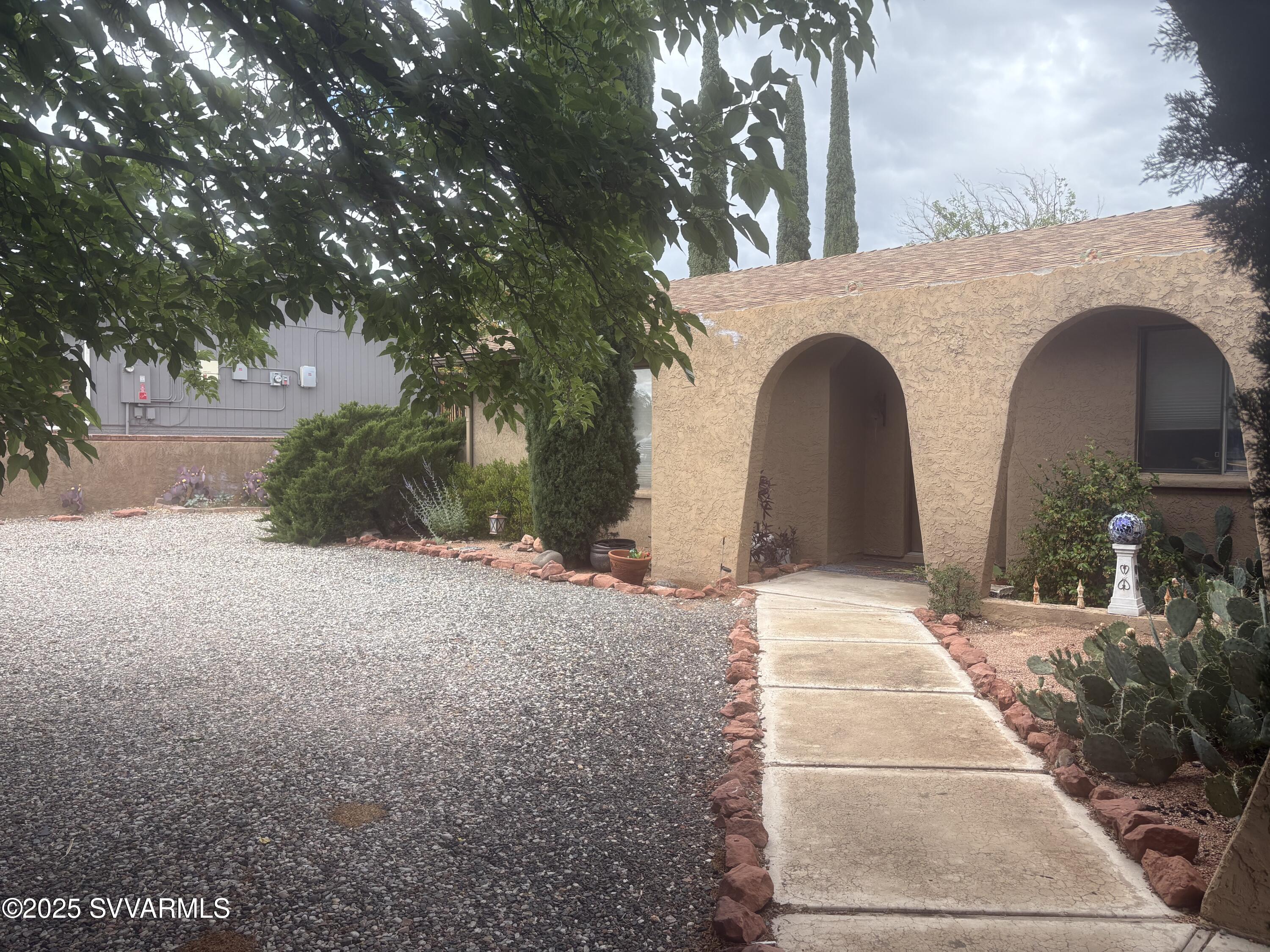 2350 S Buckboard Trail