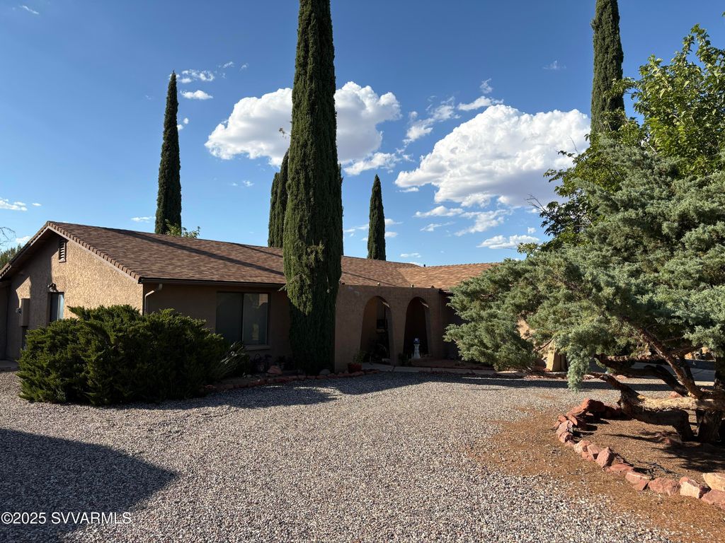 Photo of 2350 S Buckboard Trail, Cottonwood, AZ 86326 (MLS # 6934623)