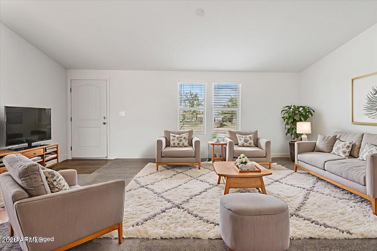 15364 S BLACK MOUNTAIN Road S